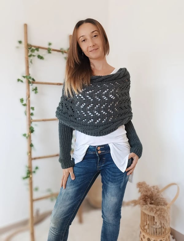 Double-Sleeve Wrap Scarf - Cosy Knit Scarf with Built-In Sleeves