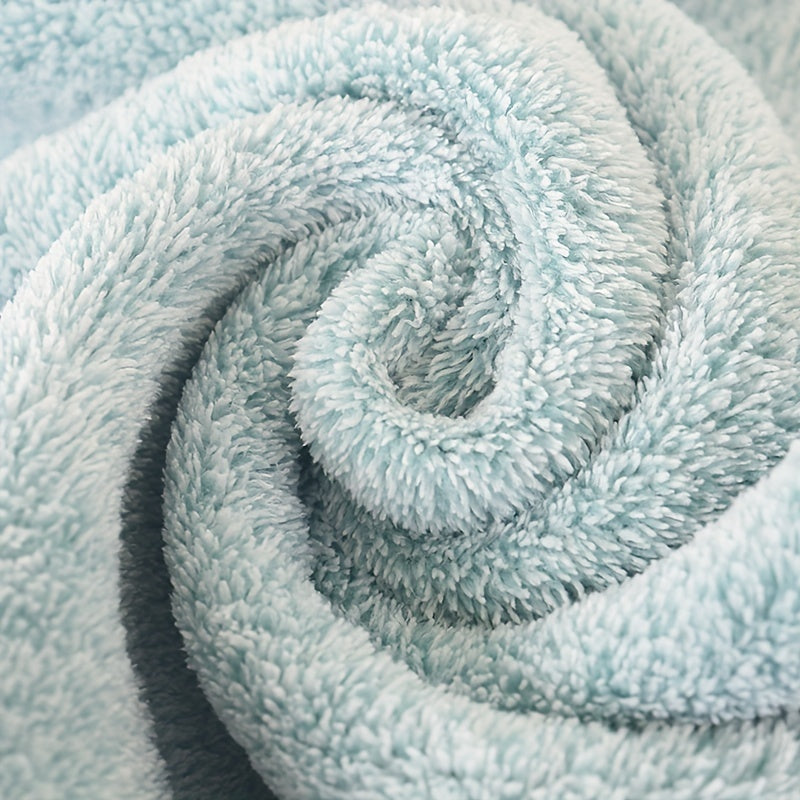Coral Velvet Towel Set – Absorbent and Quick-Drying