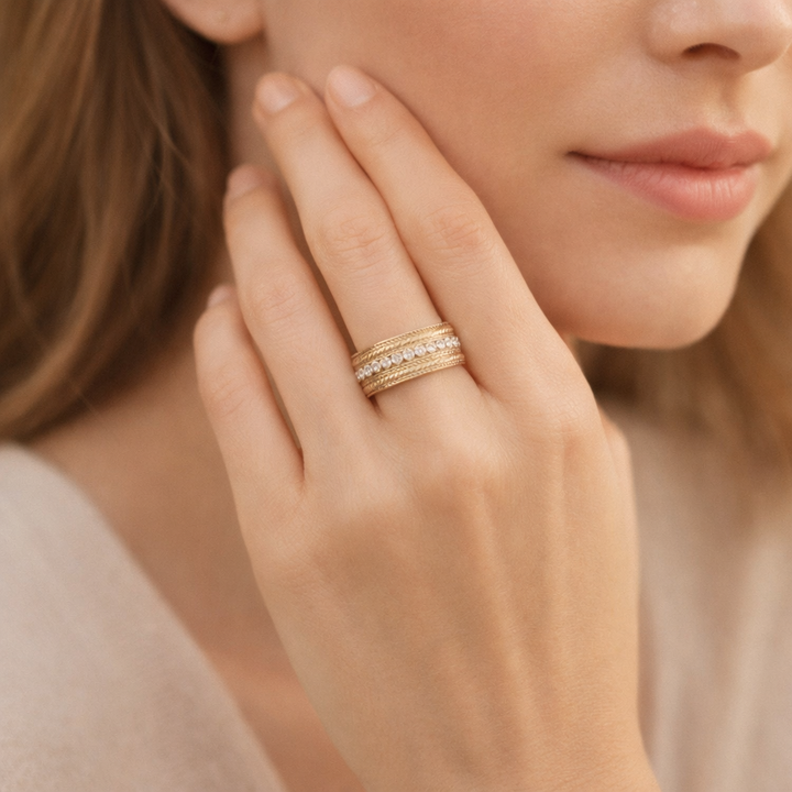 Vintage Gold Ring with Cubic Zirconia