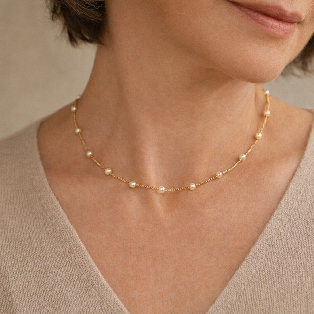 Minimalist Gold Necklace with Subtle Cubic Zirconia Stones