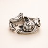 Elegant silver ring with unique cat charm