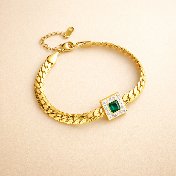 Elegant Gold Bracelet with Refined Design