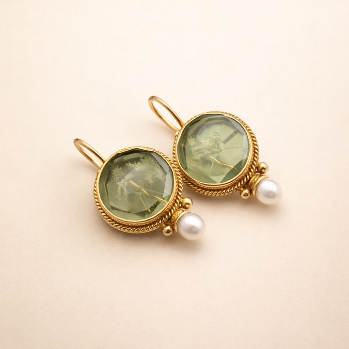 Elegant white gold earrings with green stone and pearl