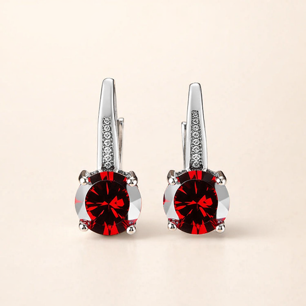 Elegant White Gold Earrings with Refined Details