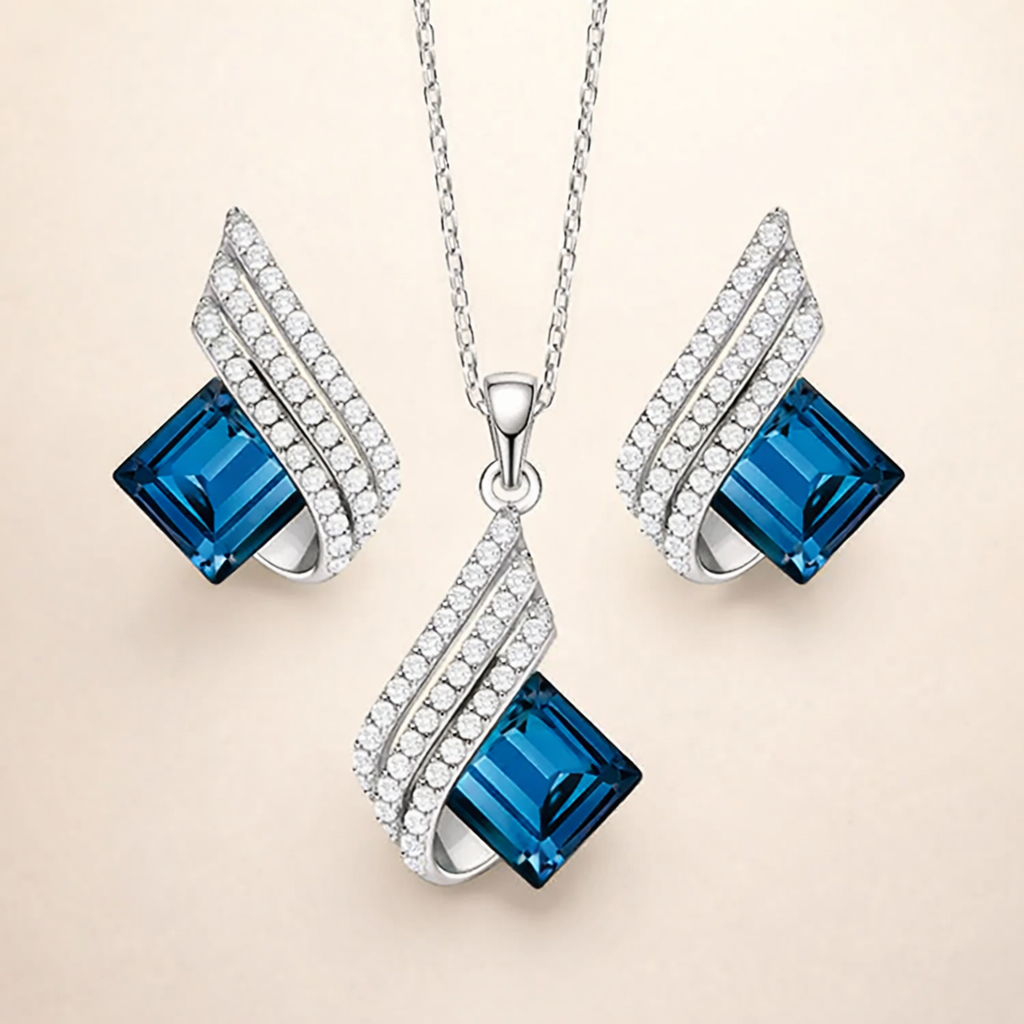 Elegant White Gold Jewellery Set with Refined Details