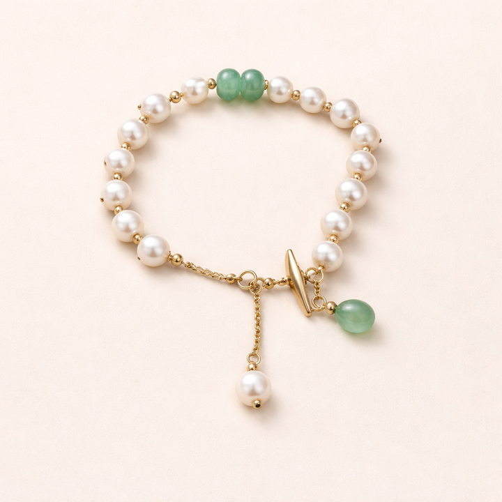 Soft Sea Pearl Bracelet with Refined Details