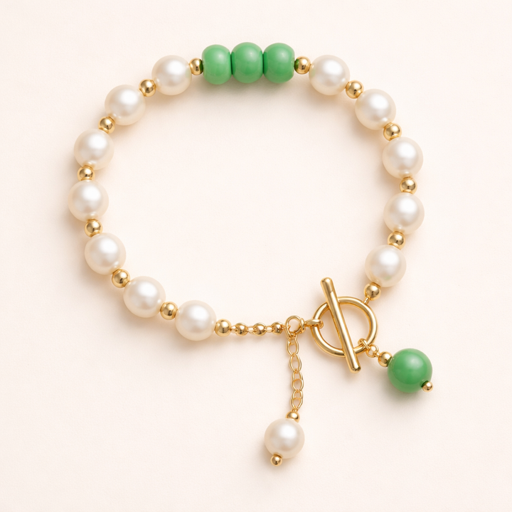 Soft Sea Pearl Bracelet with Refined Details