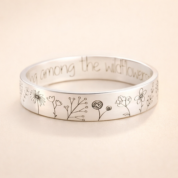 Elegant Silver Ring with Subtle Details