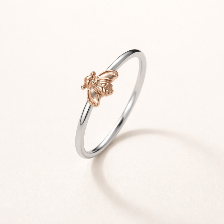 Elegant Silver Ring with Refined Details