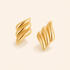Elegant gold earrings with refined round shapes