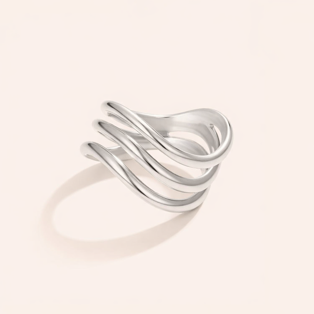 Elegant layered ring in silver