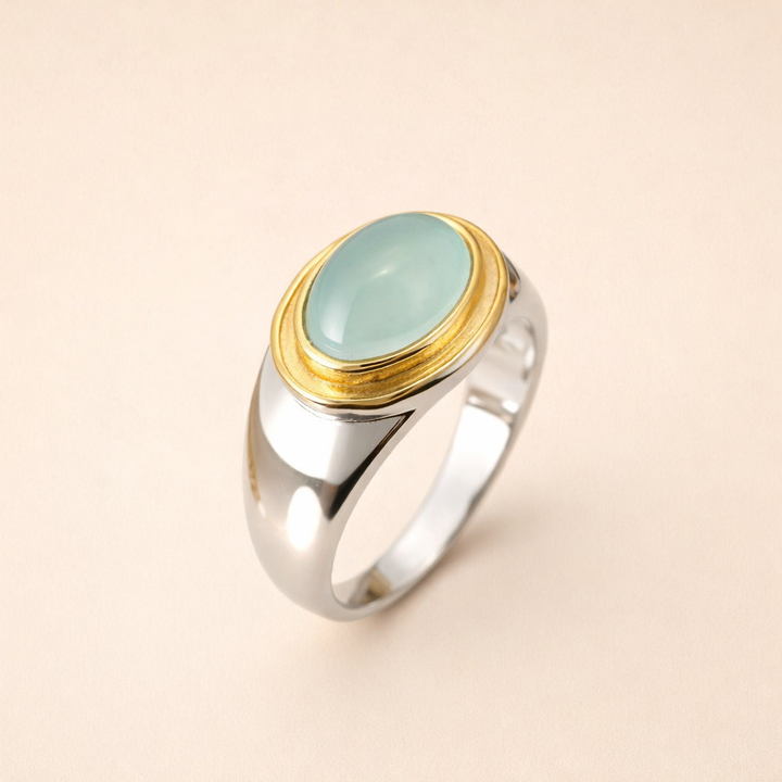 Elegant green moonstone ring in gold-plated silver
