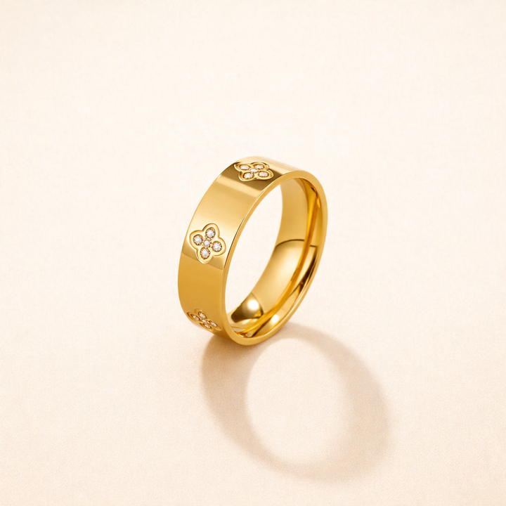 Gold Crystal Clover Ring