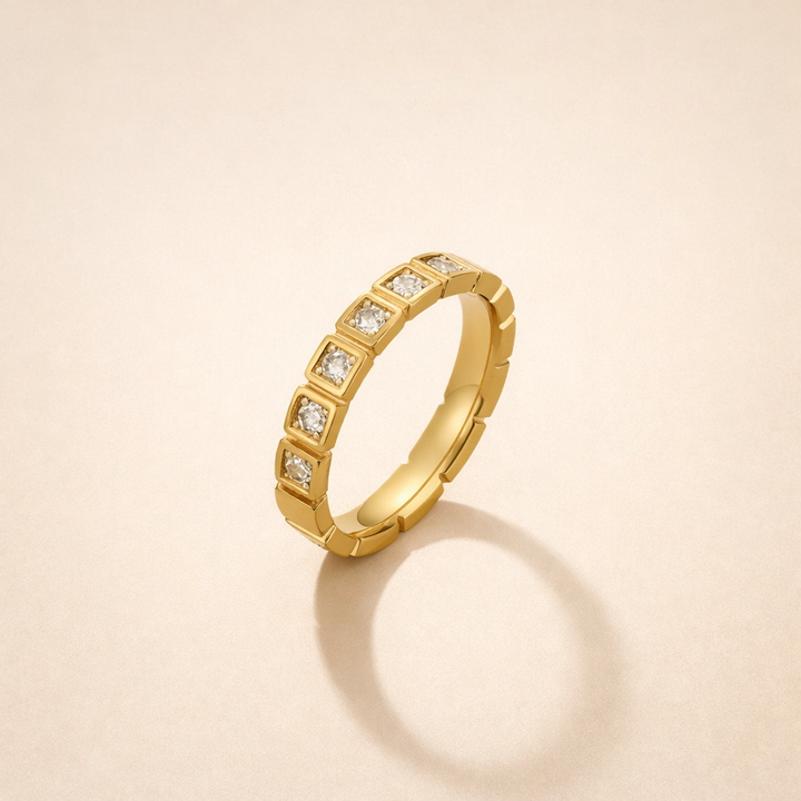 Hera Gold Crystal Ring