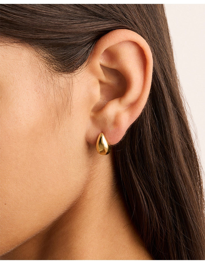 Gold drop earrings