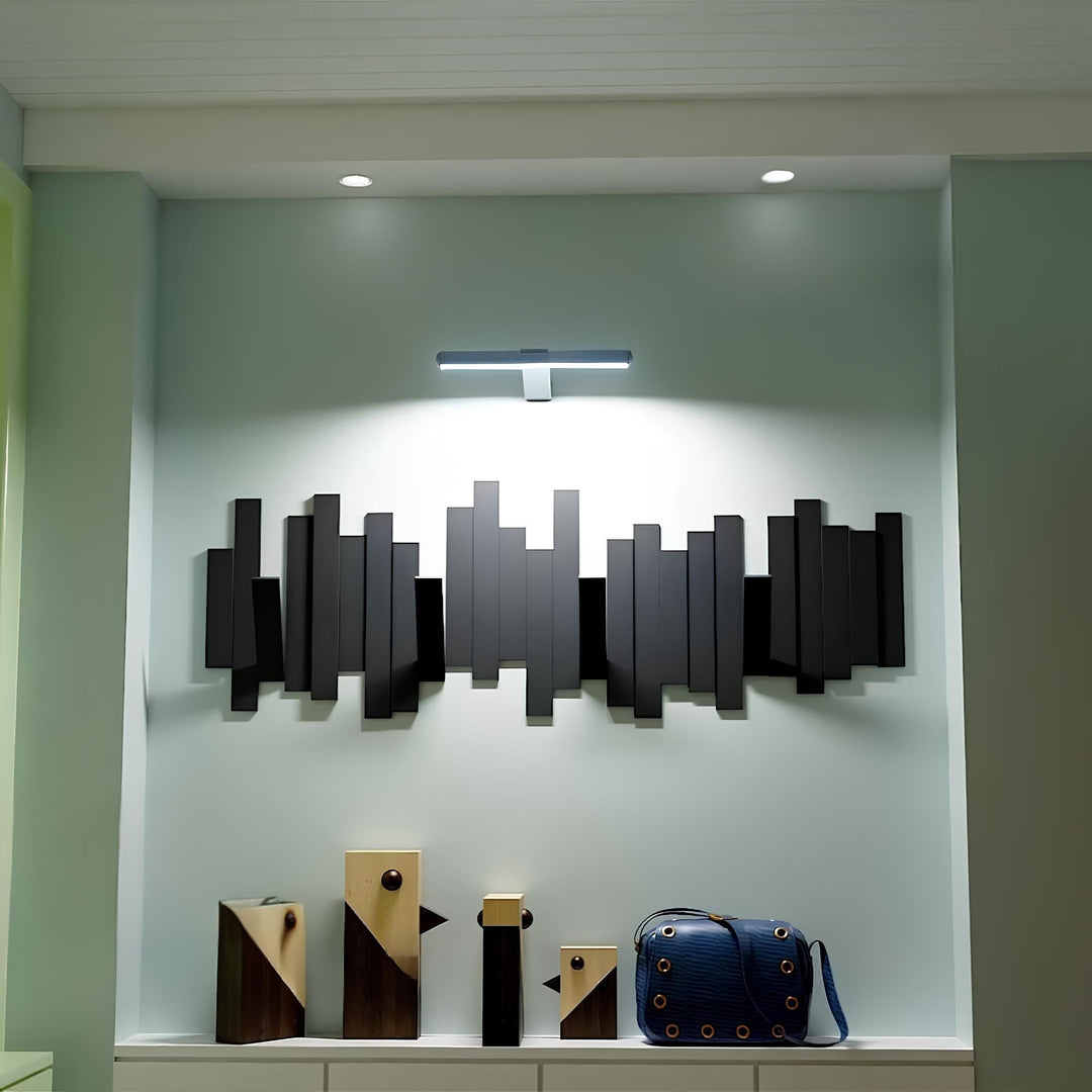 Gallery‑Style Wall Lamp