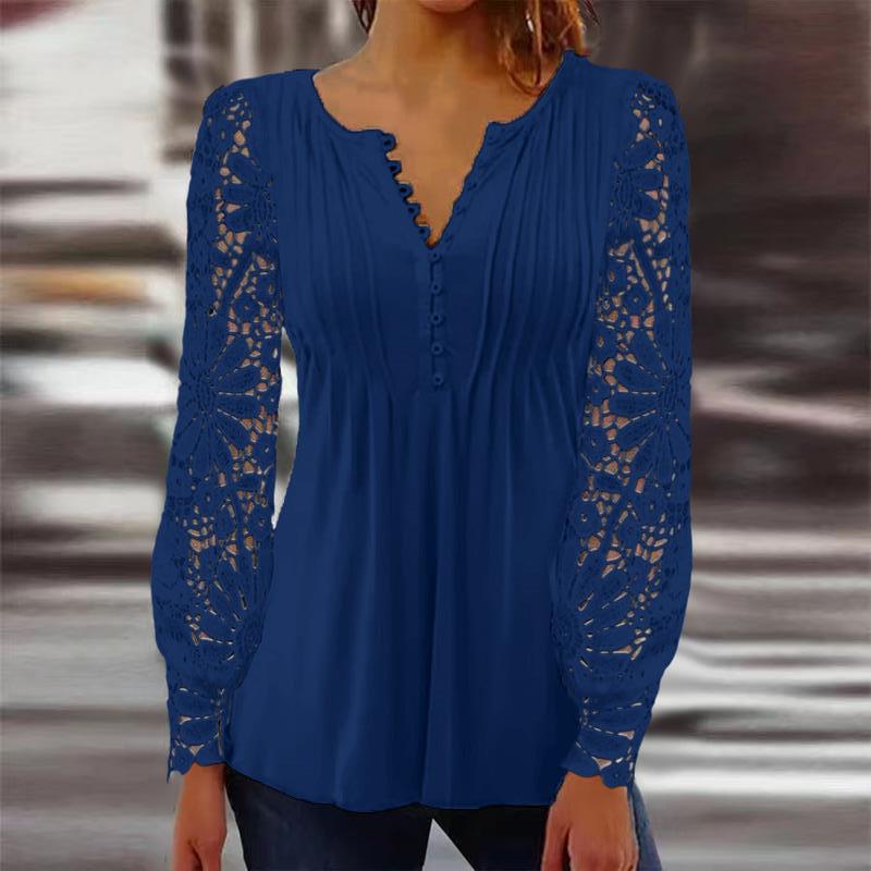 Yara – Blouse with Lace Sleeves