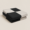 Elegant Wool and Cashmere Blanket for a Luxury Home