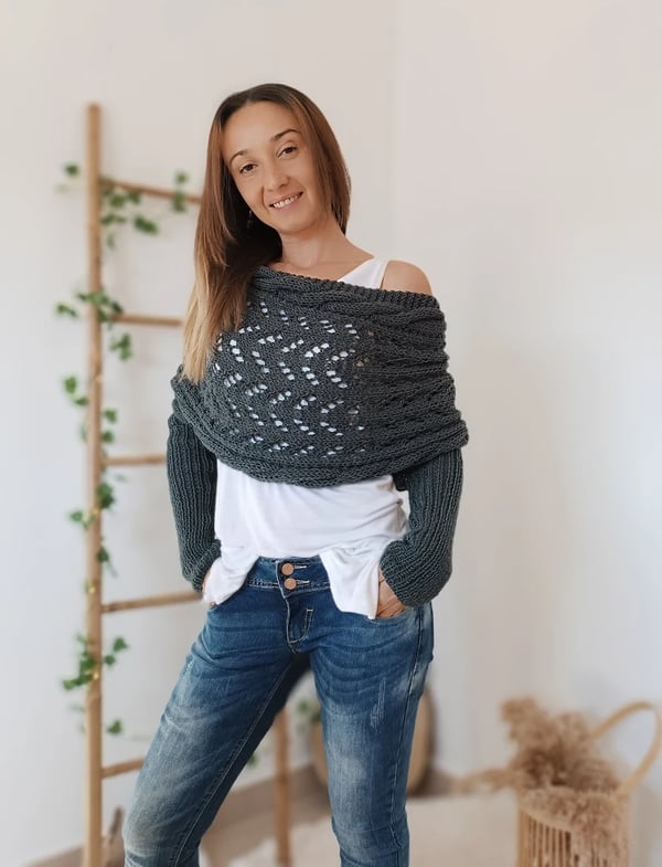 Double-Sleeve Wrap Scarf - Cosy Knit Scarf with Built-In Sleeves