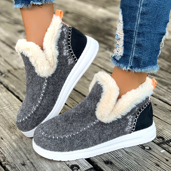 Women's Warm Slippers – Non-Slip, Plush Lining for Home and Winter Use