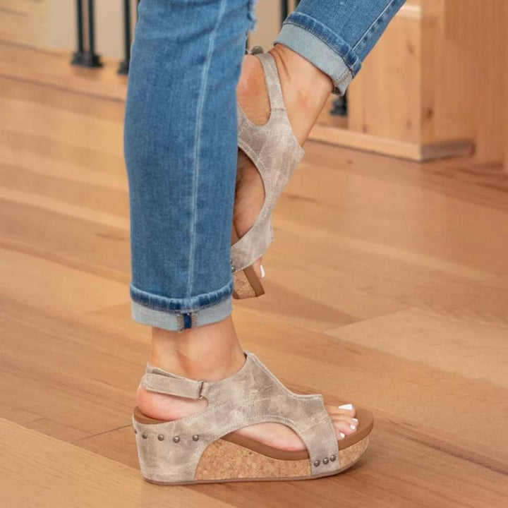 Valery – Designed for balance Leather Sandals for women