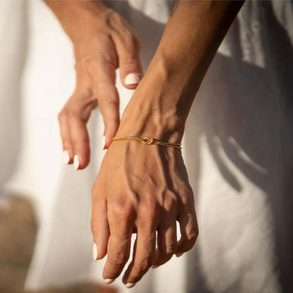 Elva Minimalist Knot Bracelet