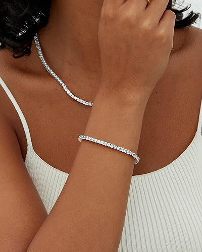 Elegant white gold tennis bracelet with refined shine