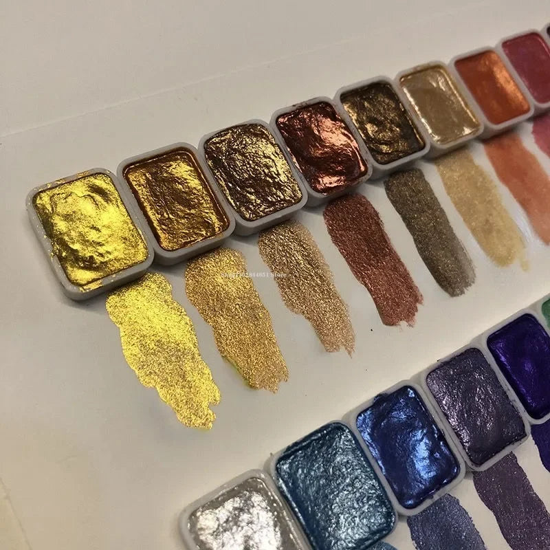 Mineral pigment powder – ignite your art with brilliantly shimmering colours