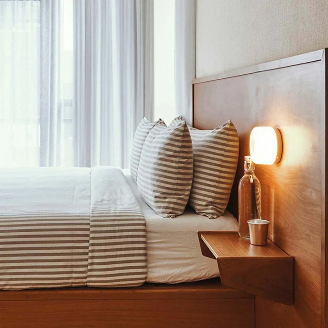 Modern Round Glass LED Wall Light, 1 Light