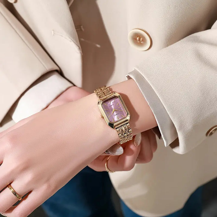 Elegant gold watch with refined links