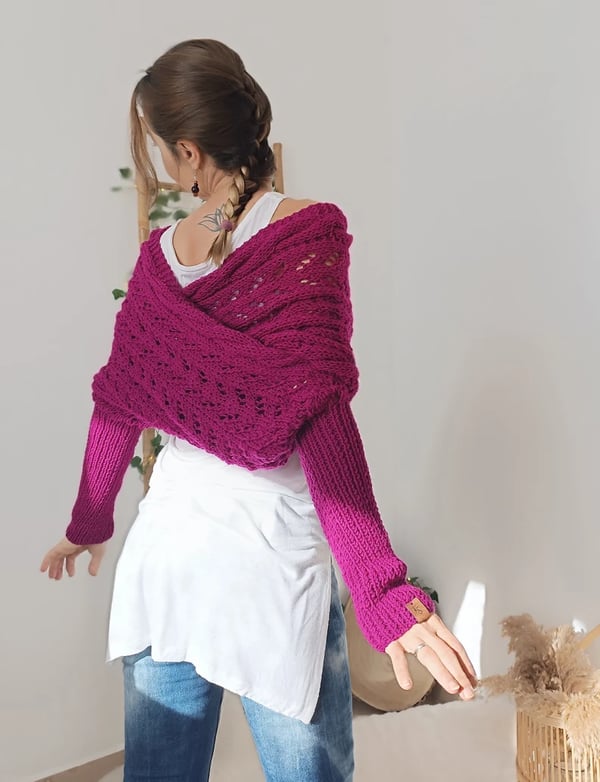 Wrap scarf with double sleeves - cosy knitted scarf with integrated sleeves