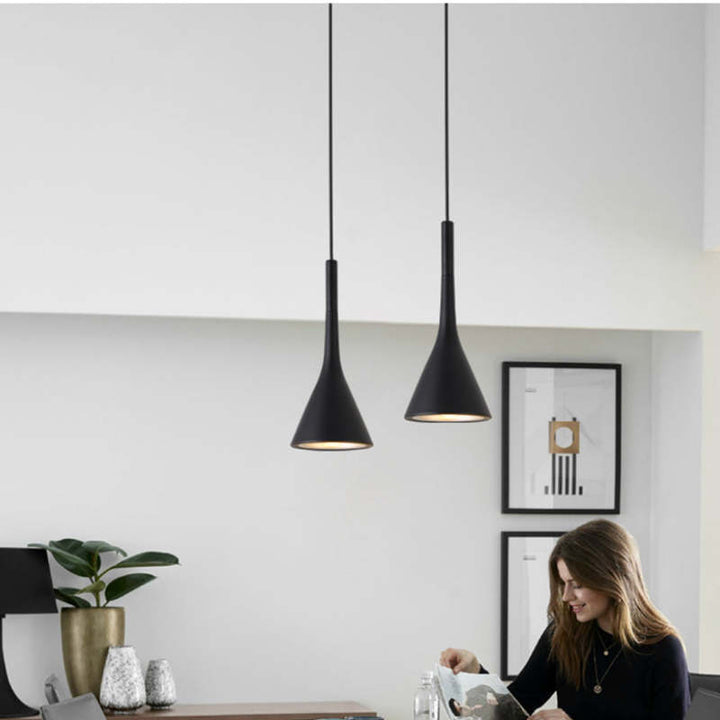Modern Triangle Pendant Light - Trionda