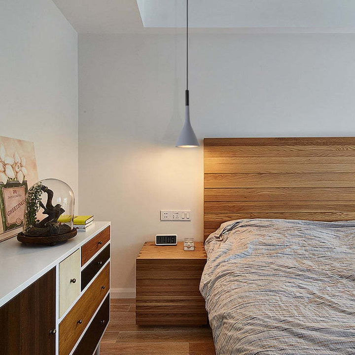 Modern Triangle Pendant Light - Trionda