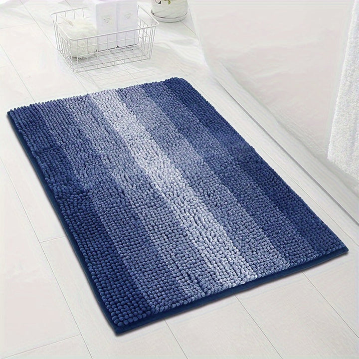 Chenille Bath Mat – Luxury and Comfort for the Bathroom and Hallway