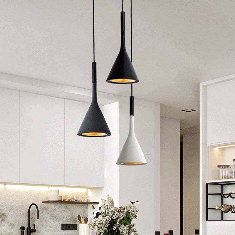 Modern Triangle Pendant Light - Trionda