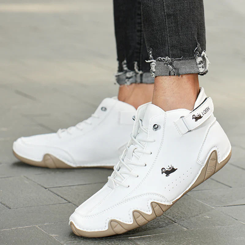 Comfortable Designed for balance Leather Walking Shoes