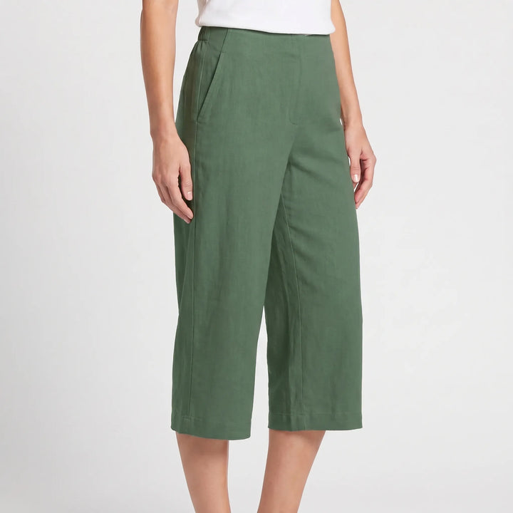 Breezeline - Knee-Length Casual Trousers