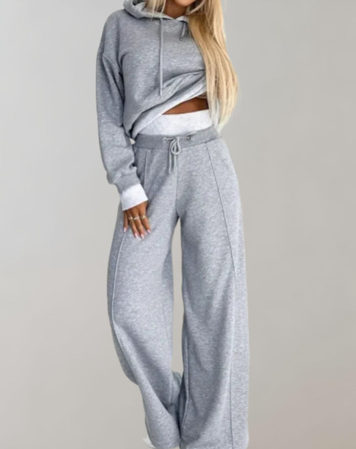 Women's Tracksuit Set – 2-Piece, Comfortable, Casual with Hoodie and Wide-Leg Trousers