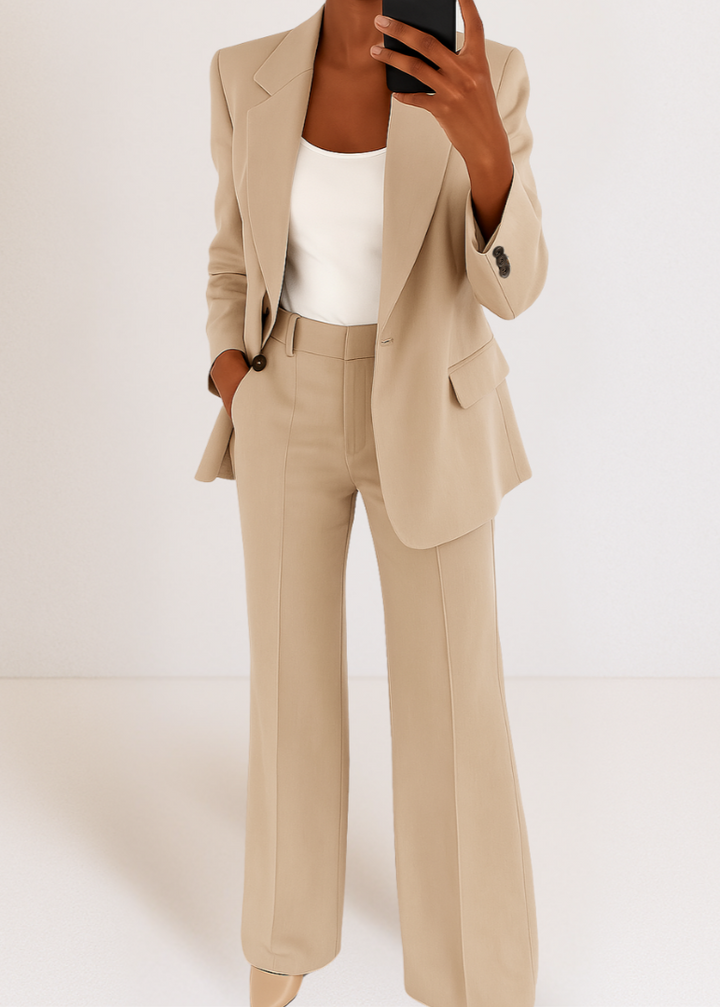 Women's Two-Piece Set: Fitted Blazer and Trousers (Lounge Set)