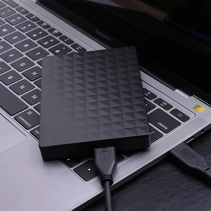 Portable external hard drive 8 TB USB 3.0