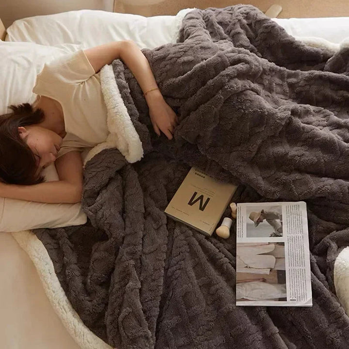 Double-Sided Textured Winter Blanket – Warmlio