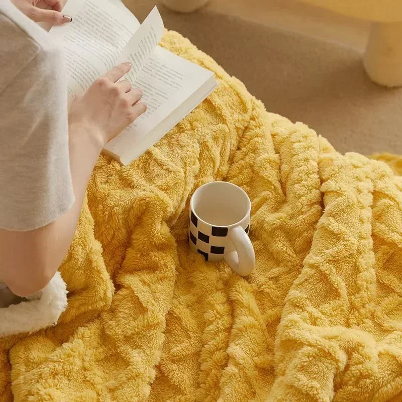 Double-Sided Textured Winter Blanket – Warmlio