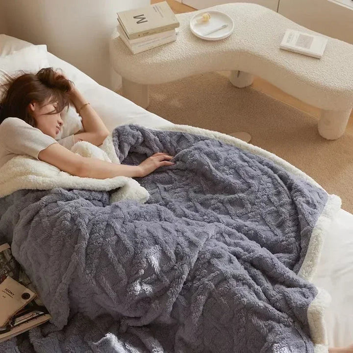 Double-Sided Textured Winter Blanket – Warmlio