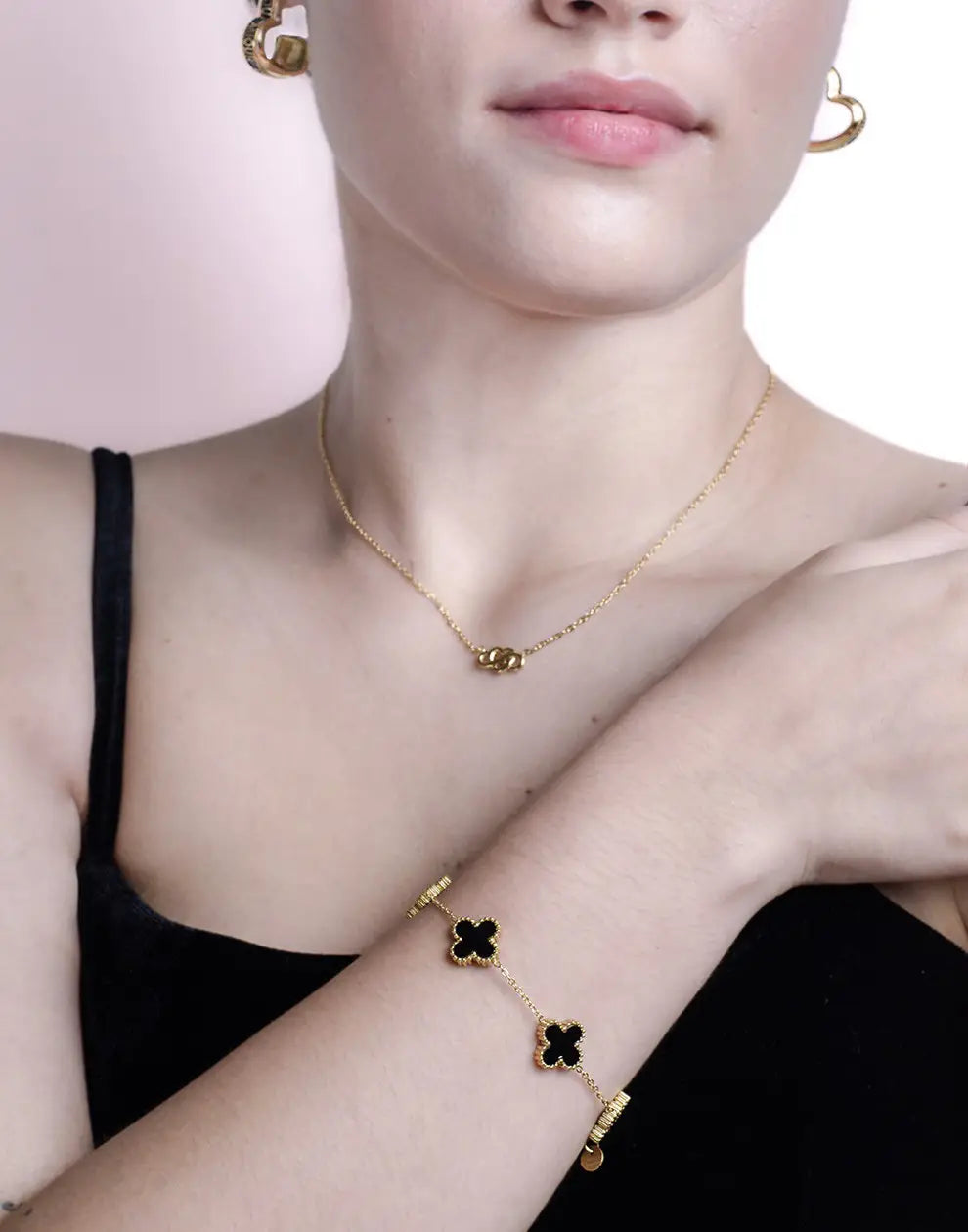 Elegant Clover Bangle Design - FlowerShine