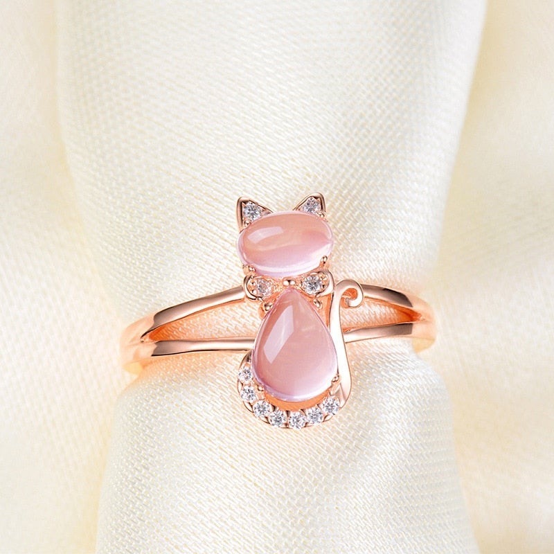 Cat Ring in Pink Gold