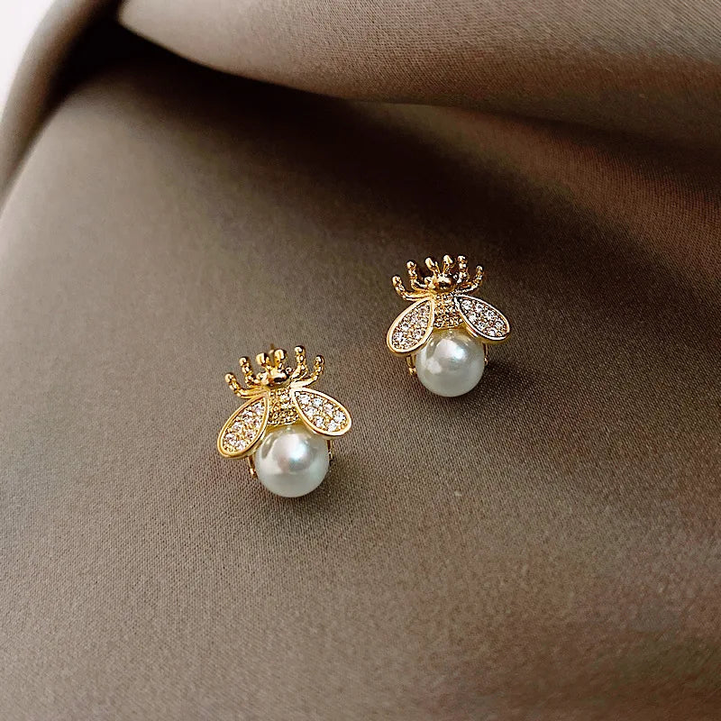 Honeybee Pearl Stud Earrings – Elegant Gold Jewellery for Women