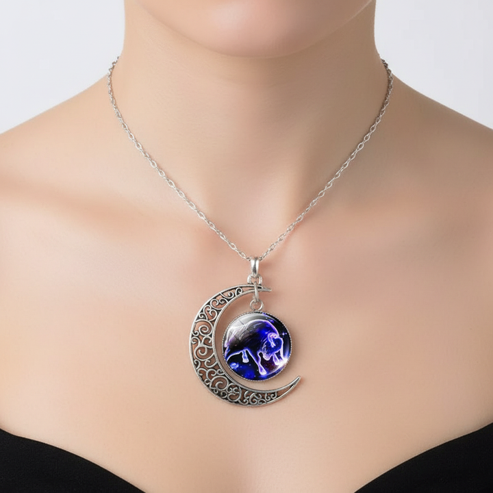 Moon Pendant Necklace - StarGleam