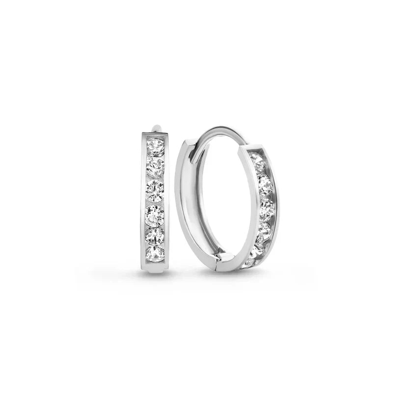 Elegant white gold earrings with sparkling stones