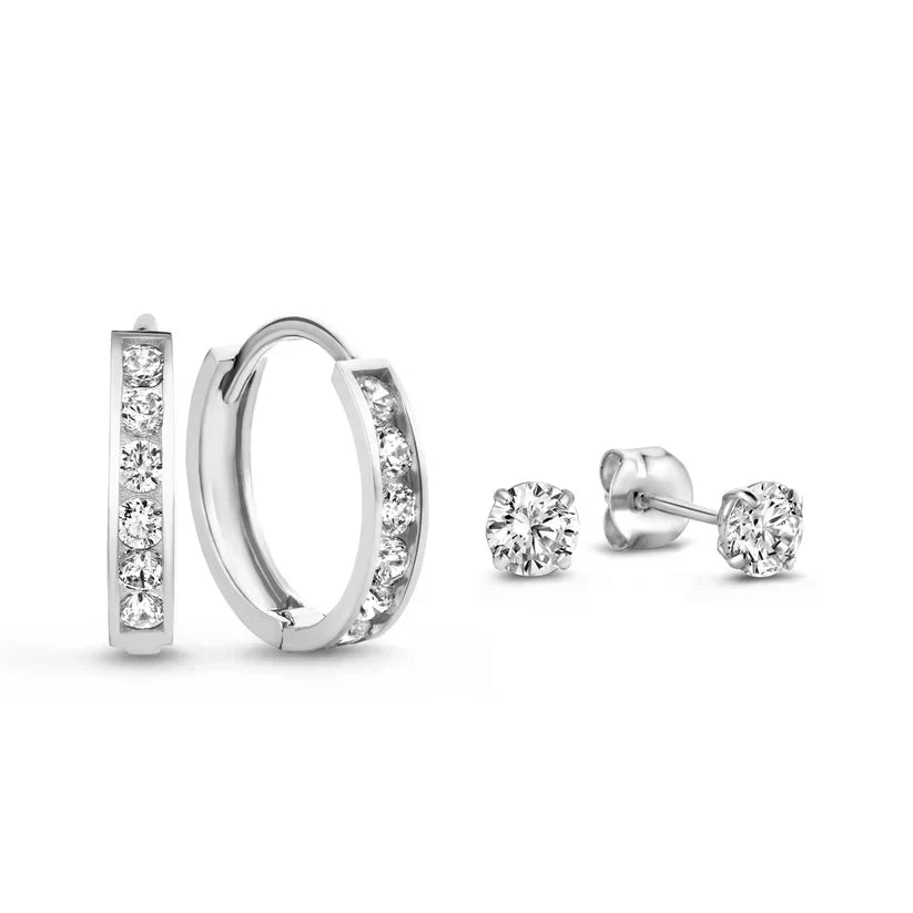 Gold earrings set