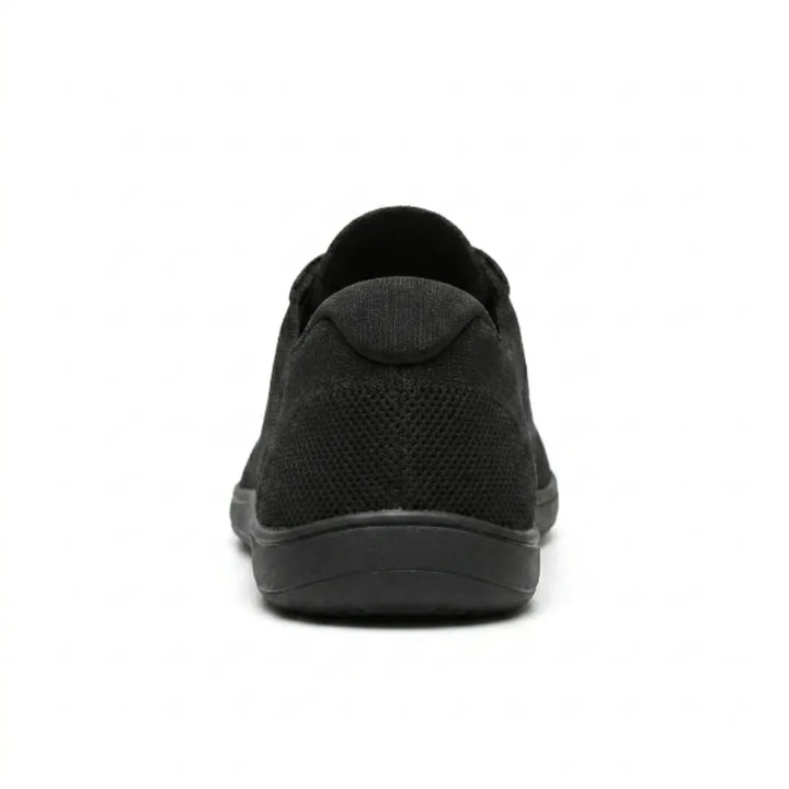 Unisex barefoot trainers with wide toe box and breathable mesh